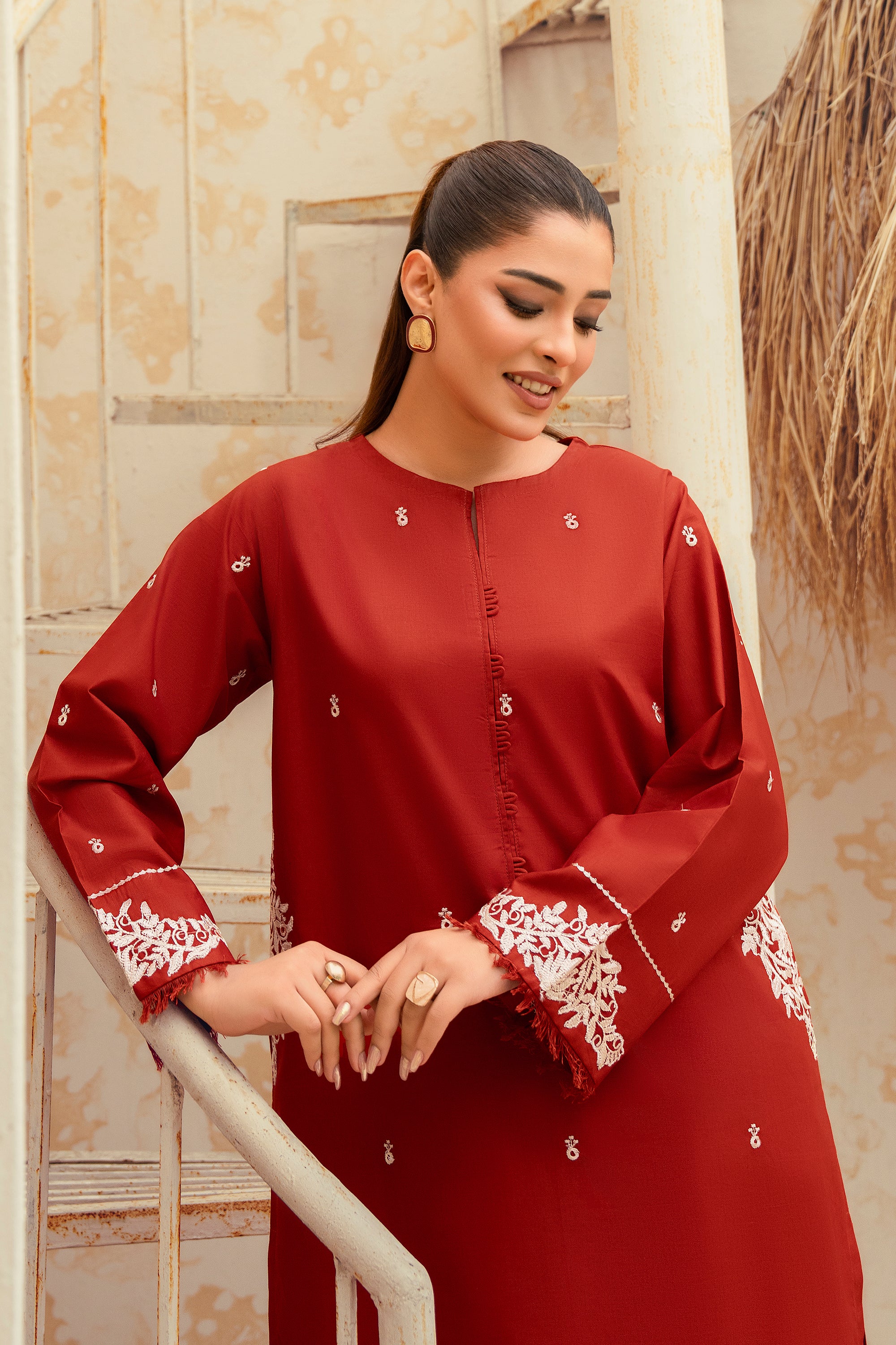 Amber- 2 Piece Embroidered Khaddar Suit