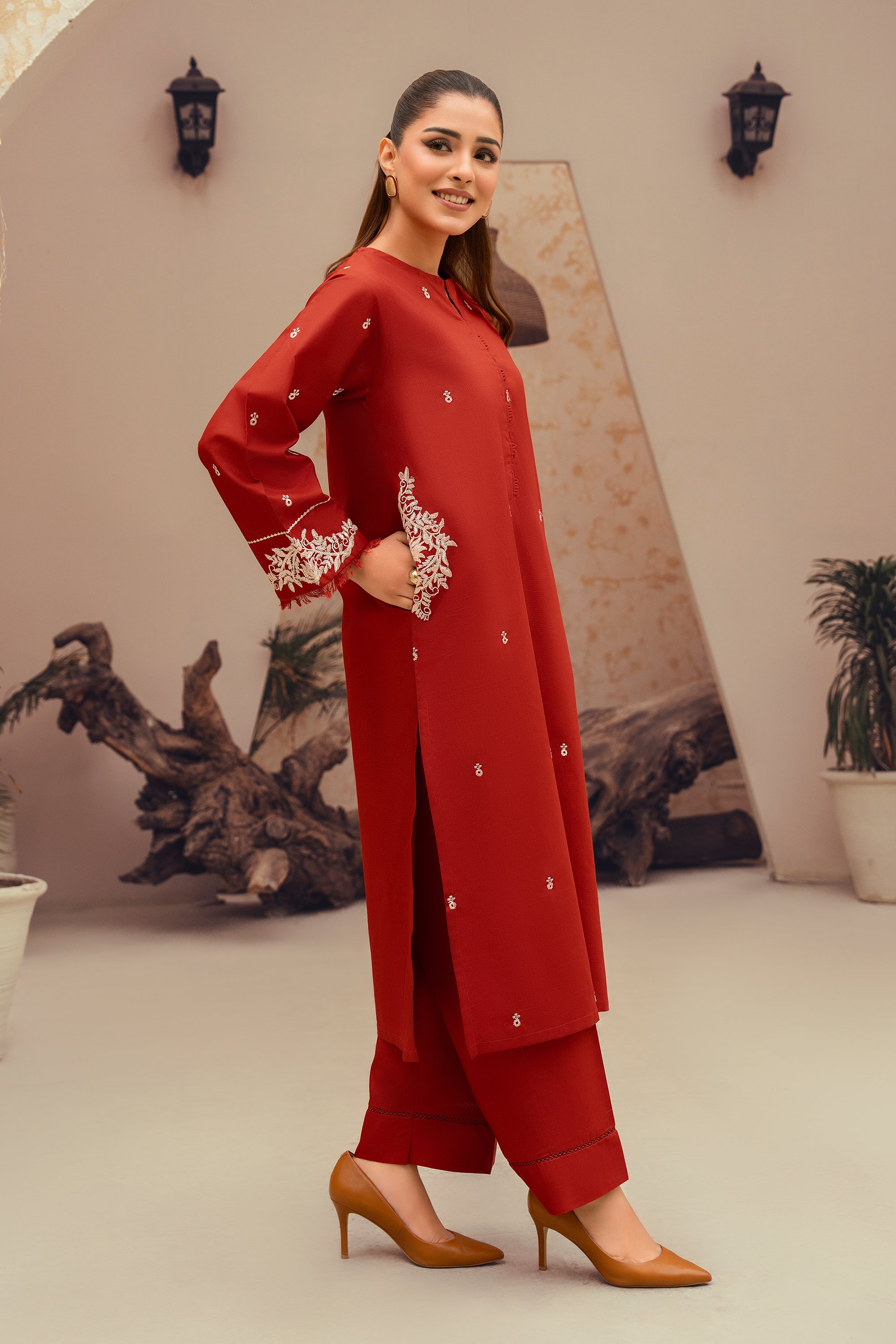 Amber- 2 Piece Embroidered Khaddar Suit